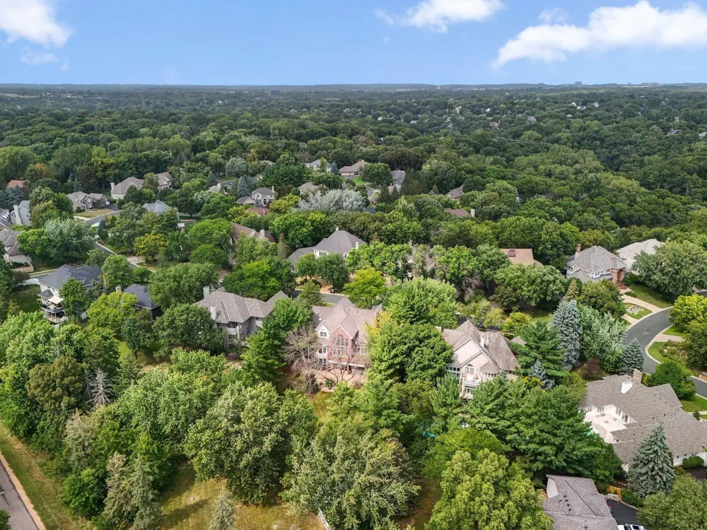 10797 Purdey Road Eden Prairie, MN 55347