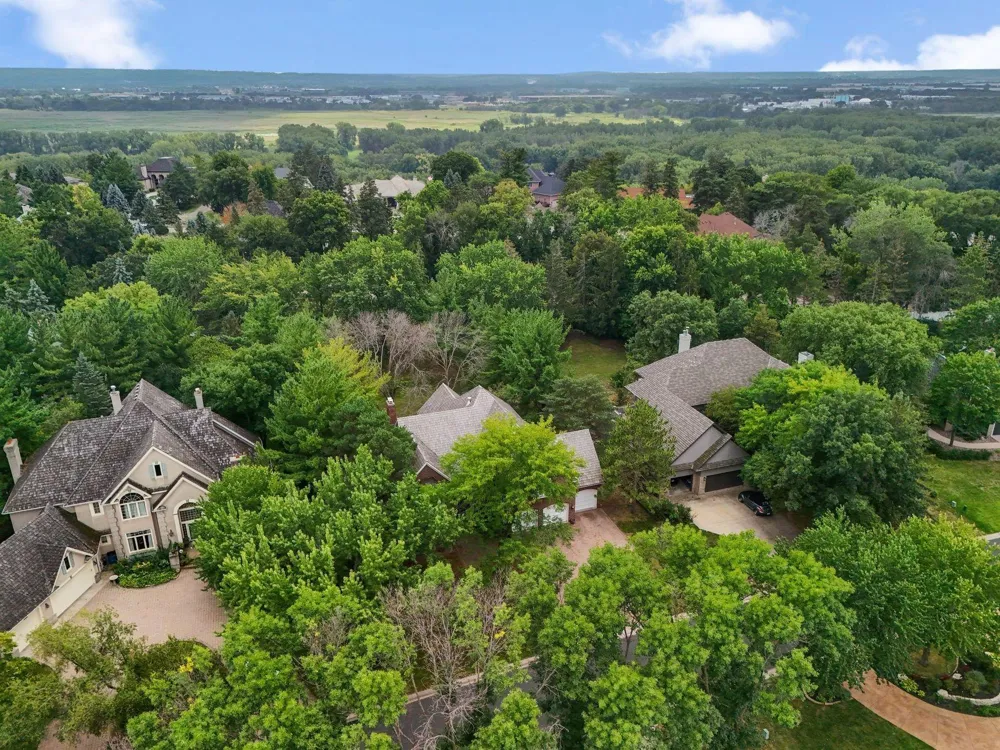 10797 Purdey Road Eden Prairie, MN 55347