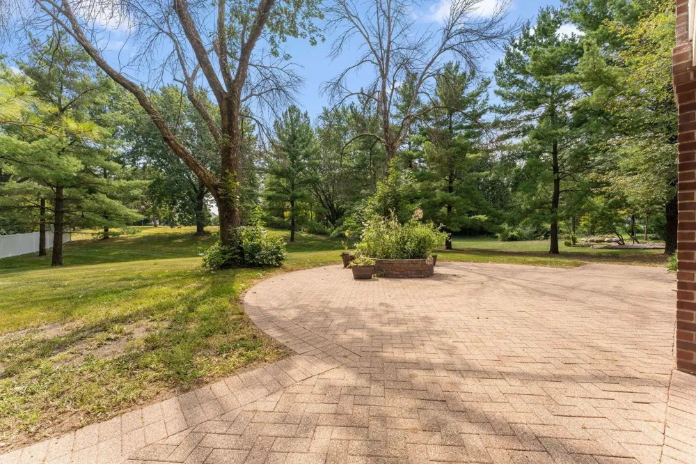 10797 Purdey Road Eden Prairie, MN 55347