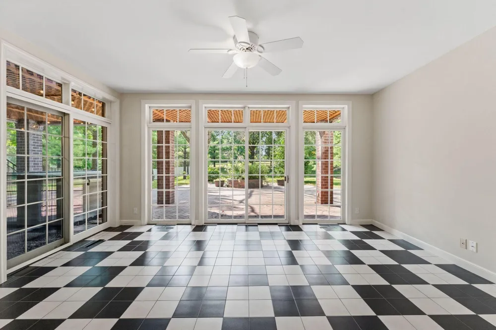 10797 Purdey Road Eden Prairie, MN 55347
