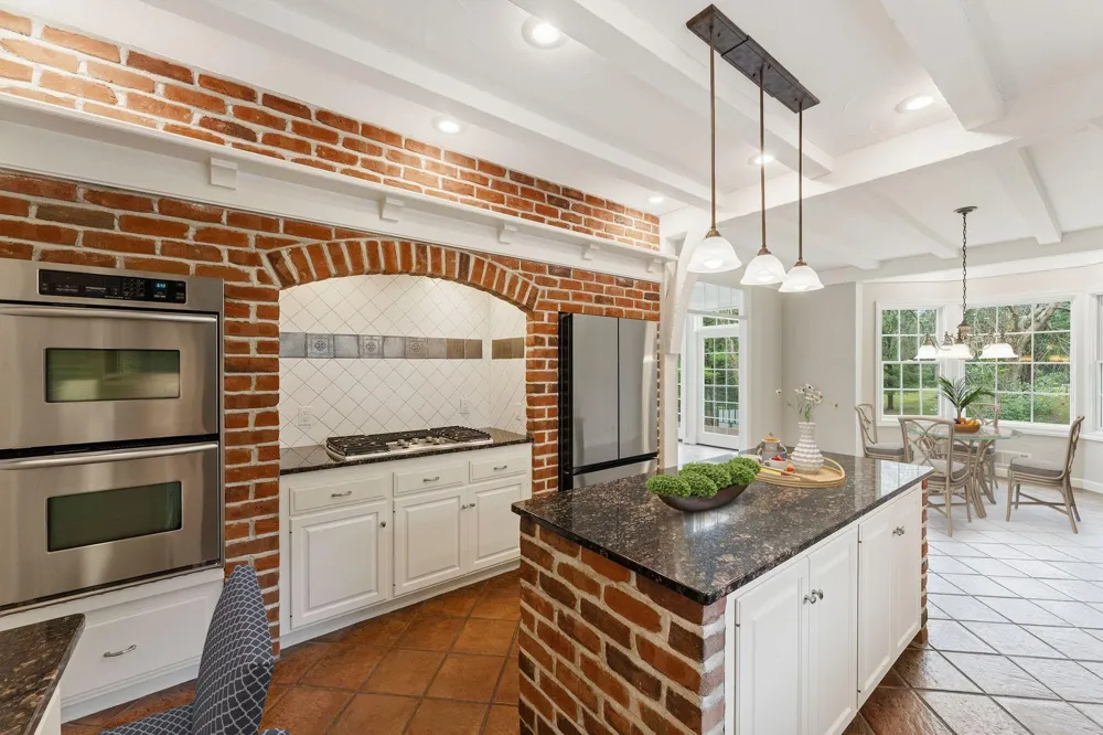 10797 Purdey Road Eden Prairie, MN 55347