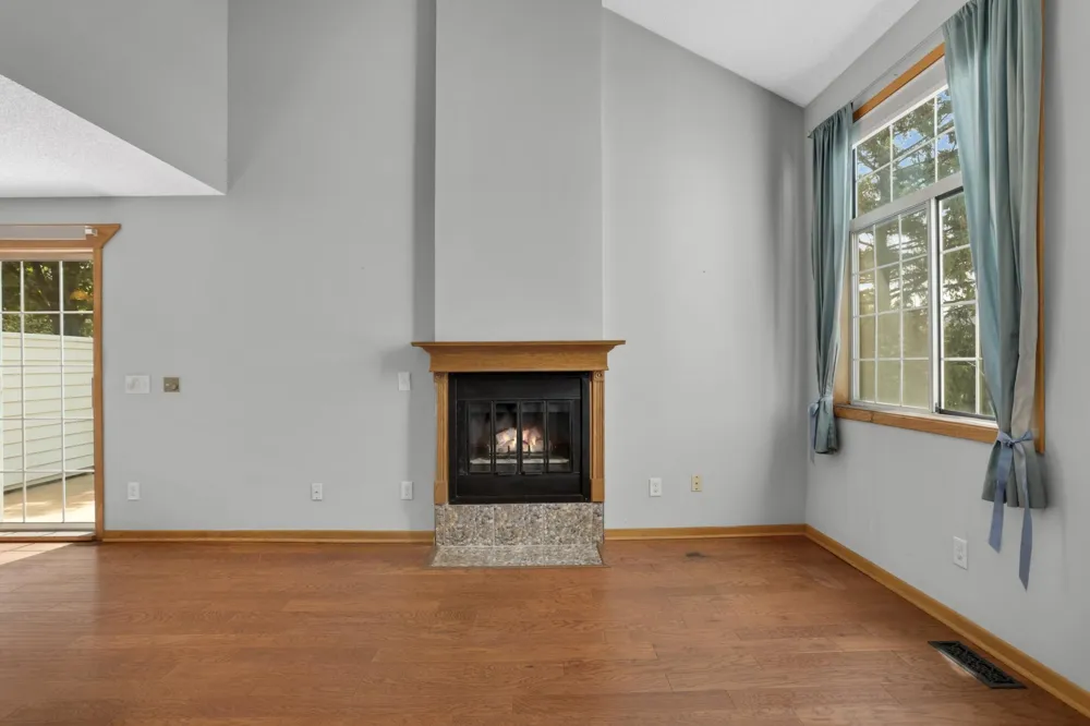 12830 Echo Lane Apple Valley, MN 55124