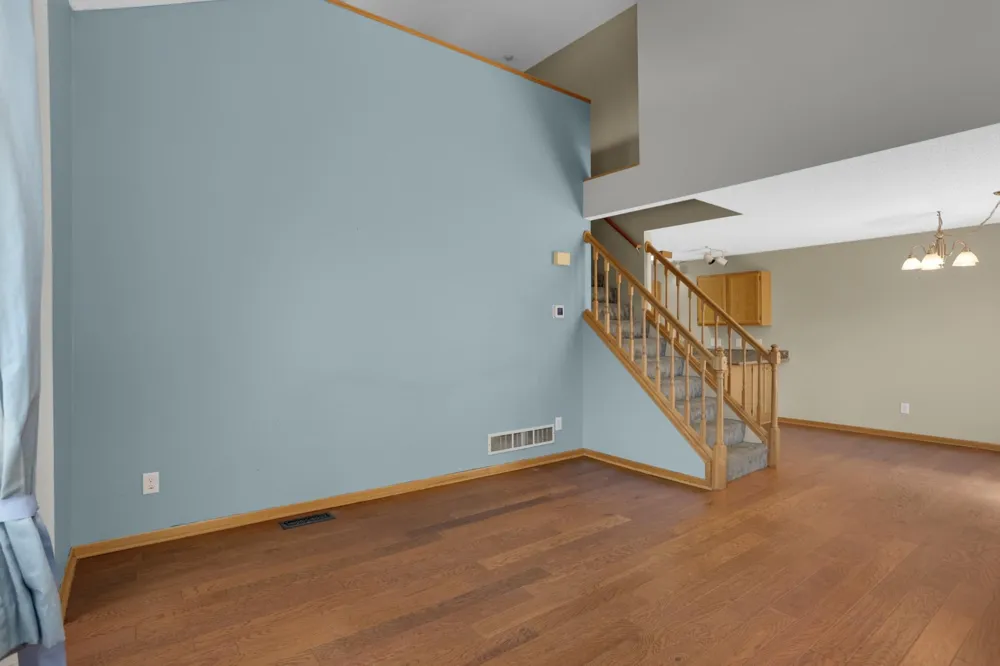12830 Echo Lane Apple Valley, MN 55124