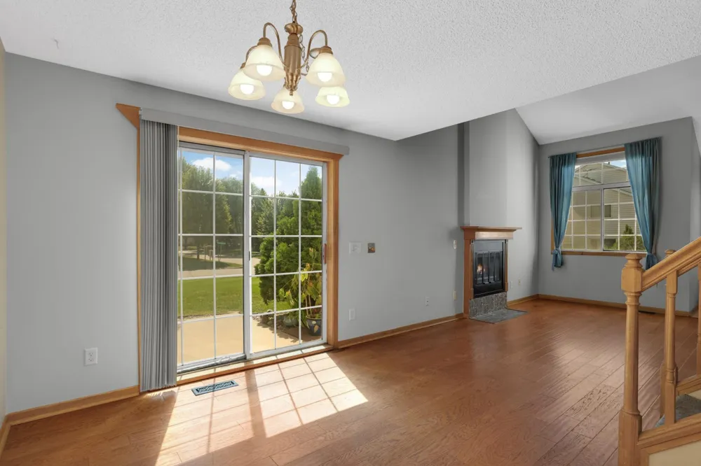 12830 Echo Lane Apple Valley, MN 55124