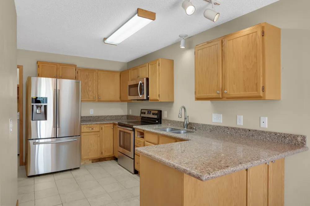 12830 Echo Lane Apple Valley, MN 55124