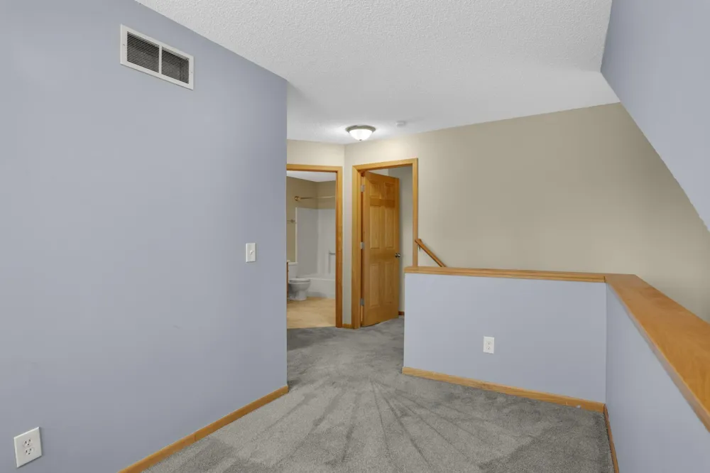 12830 Echo Lane Apple Valley, MN 55124