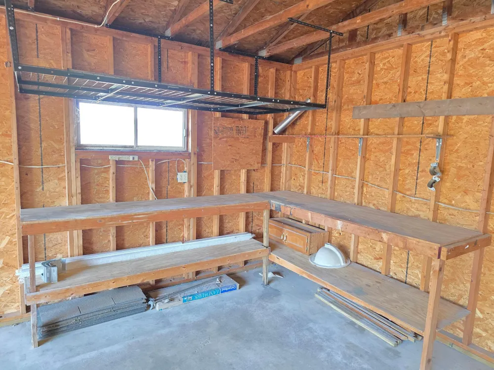 320 6th Avenue NE Plainview, MN 55964