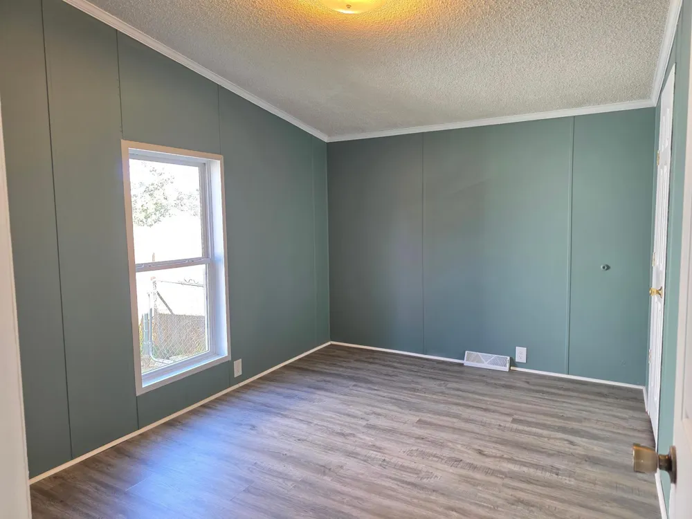 320 6th Avenue NE Plainview, MN 55964