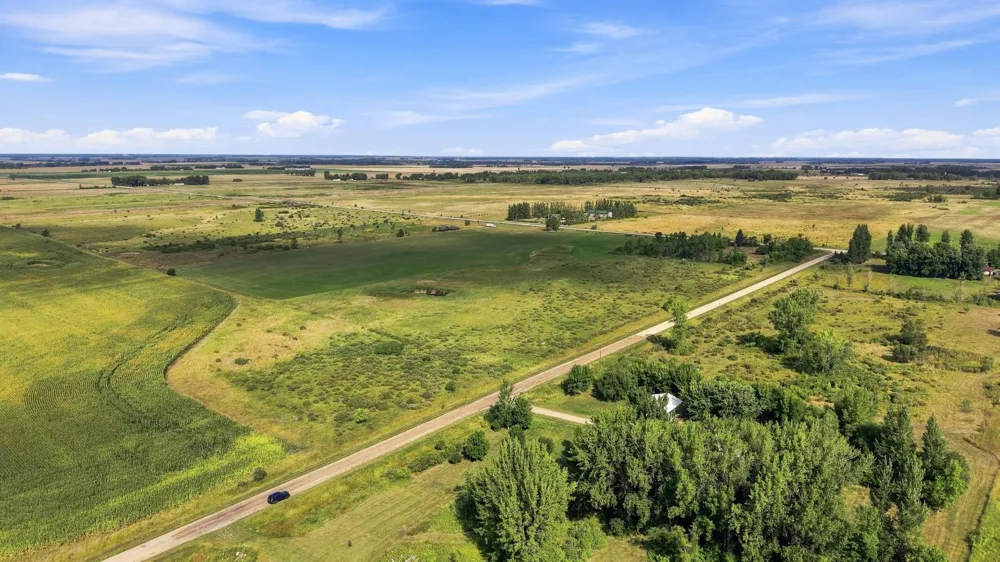 7229 160th Street S Barnesville, MN 56514