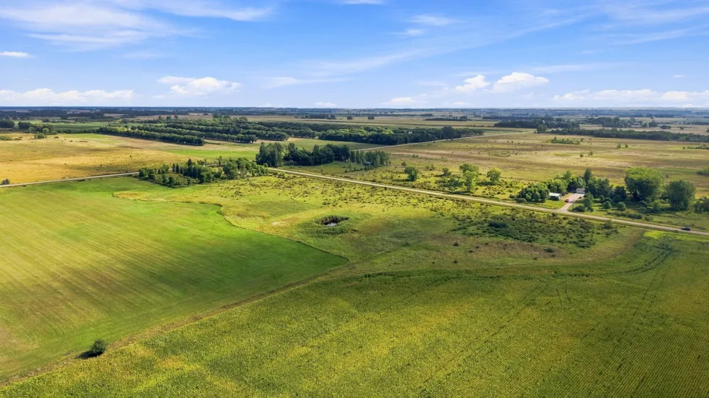 7229 160th Street S Barnesville, MN 56514