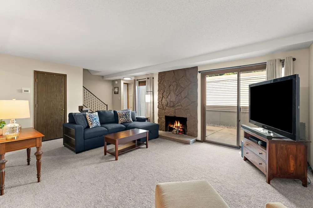 1224 Wagon Wheel Road Hopkins, MN 55343