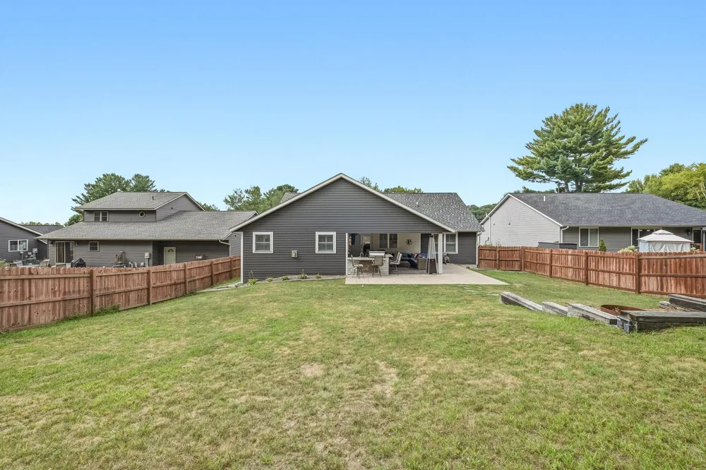 1201 Andover Avenue Eau Claire, WI 54703