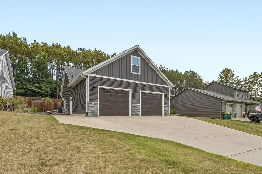 1201 Andover Avenue Eau Claire, WI 54703