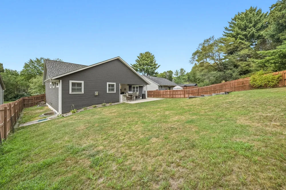 1201 Andover Avenue Eau Claire, WI 54703