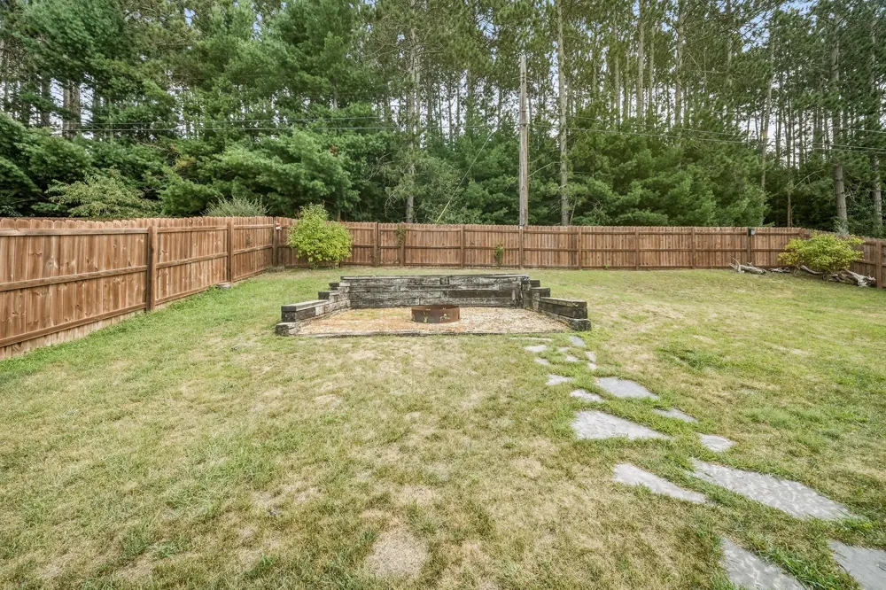 1201 Andover Avenue Eau Claire, WI 54703