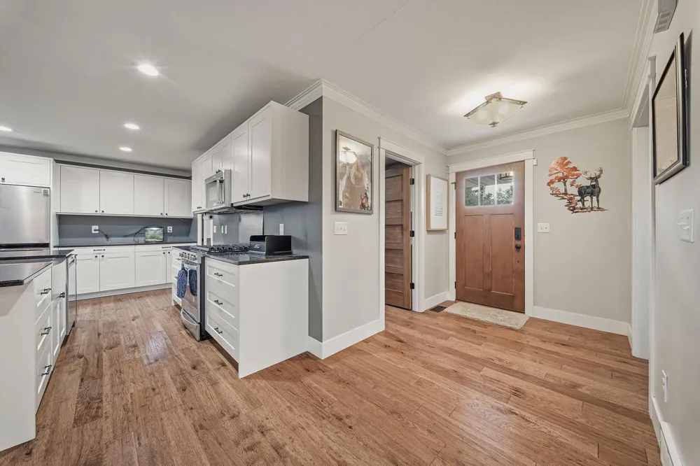 1201 Andover Avenue Eau Claire, WI 54703