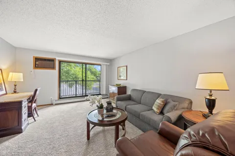 4 Pine Tree Drive #218