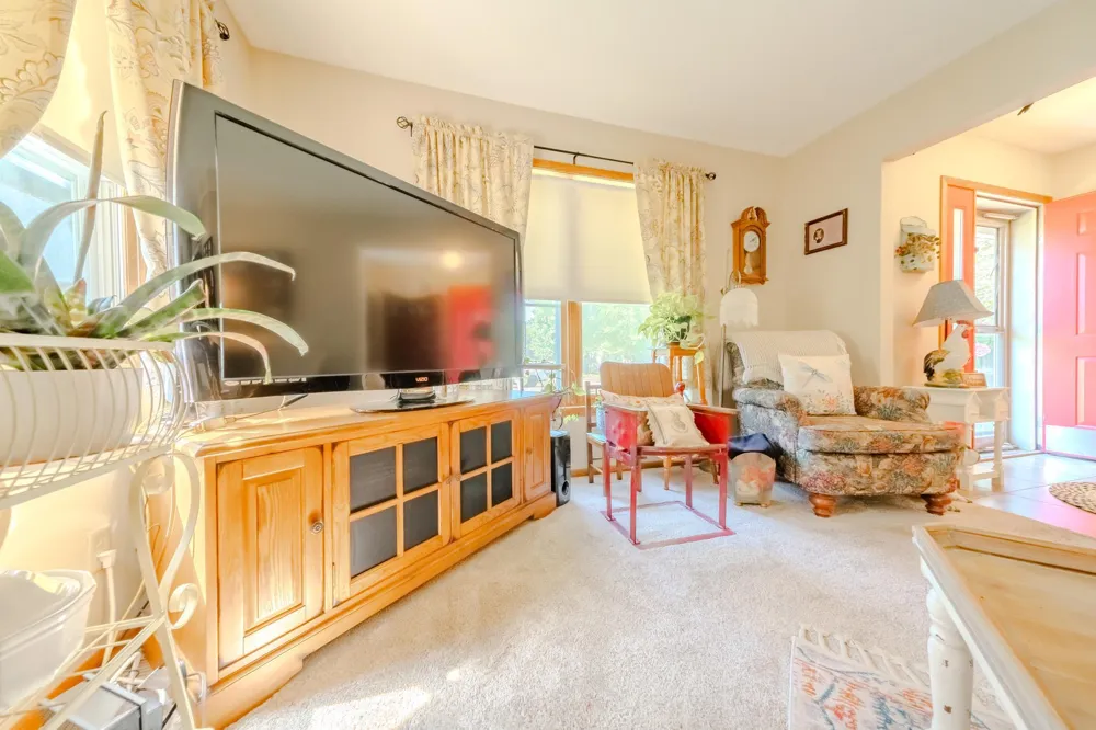 304 3rd Street NE Little Falls, MN 56345