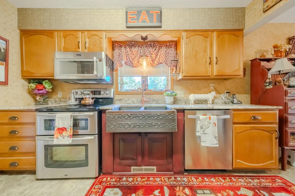 304 3rd Street NE Little Falls, MN 56345