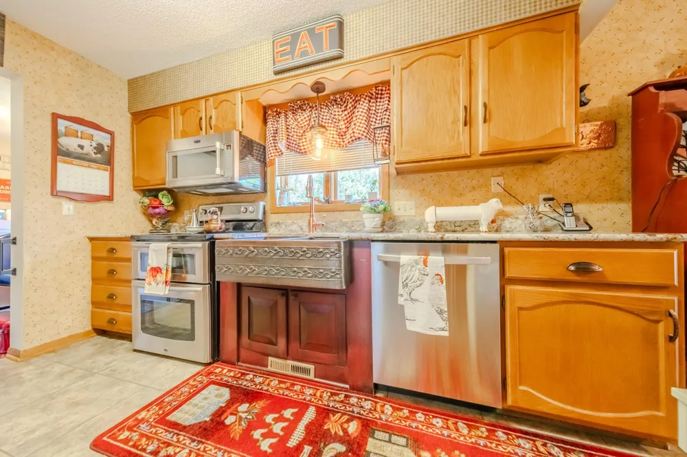 304 3rd Street NE Little Falls, MN 56345