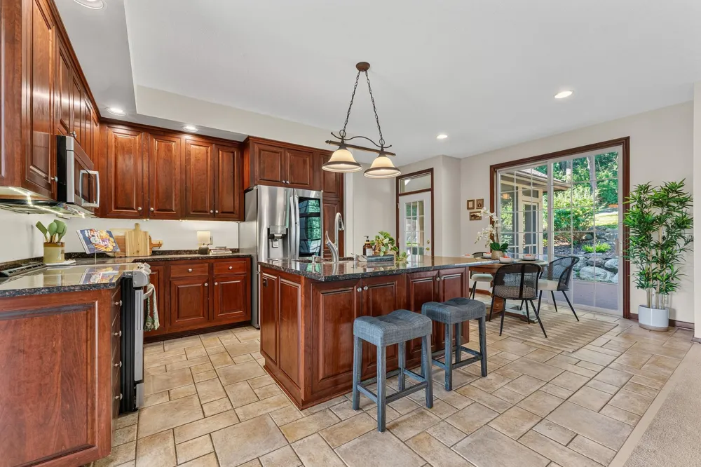 1932 Baihly Estates Lane SW Rochester, MN 55902