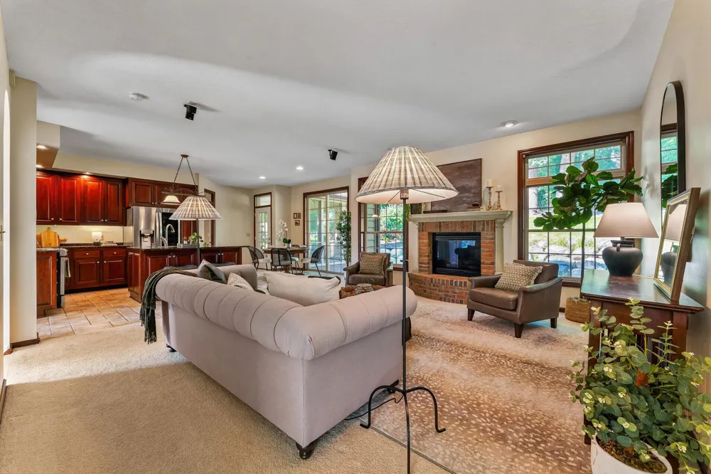 1932 Baihly Estates Lane SW Rochester, MN 55902