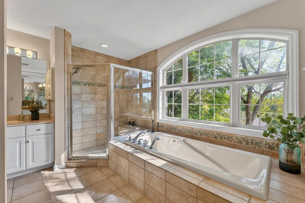 1932 Baihly Estates Lane SW Rochester, MN 55902