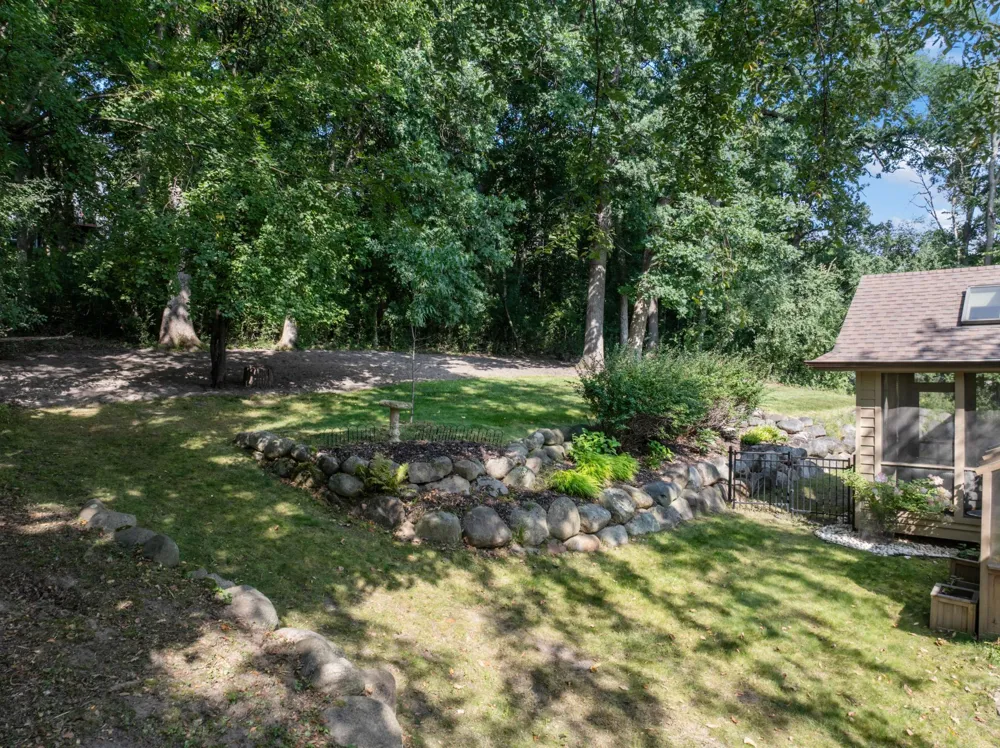 1932 Baihly Estates Lane SW Rochester, MN 55902
