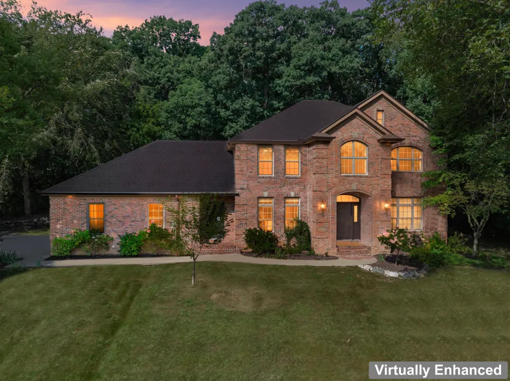 1932 Baihly Estates Lane SW Rochester, MN 55902