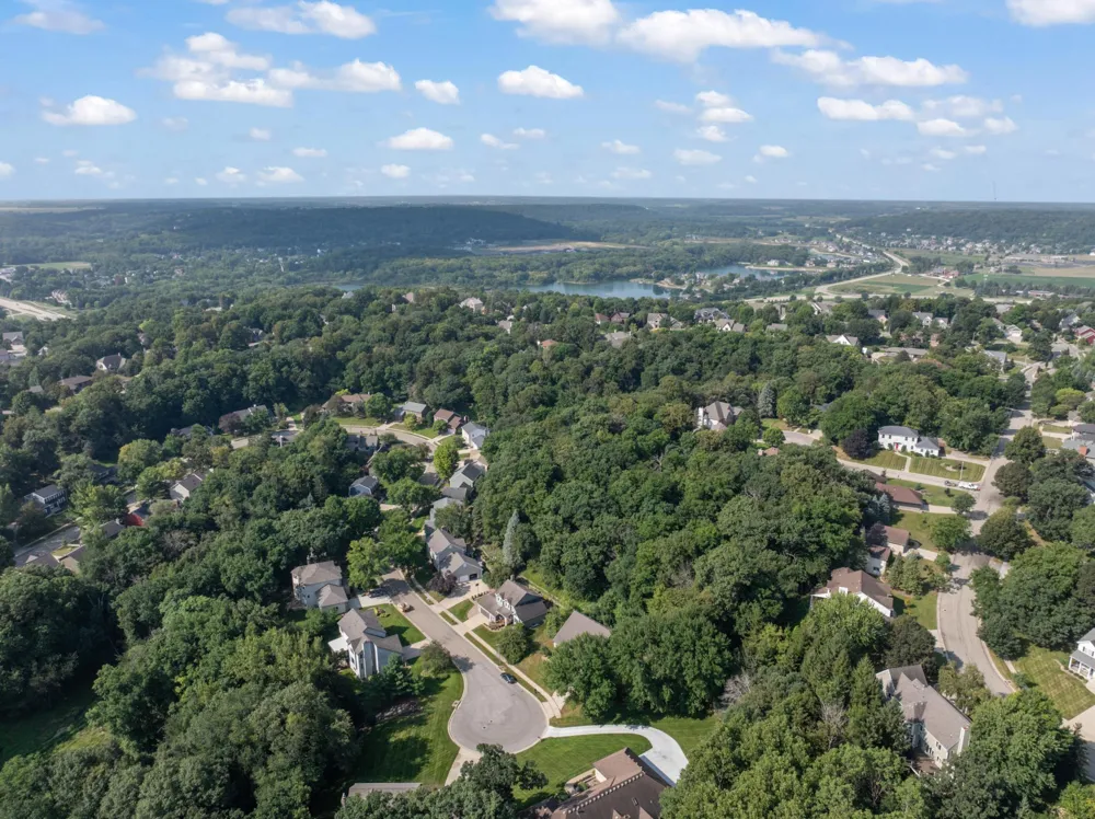 1932 Baihly Estates Lane SW Rochester, MN 55902