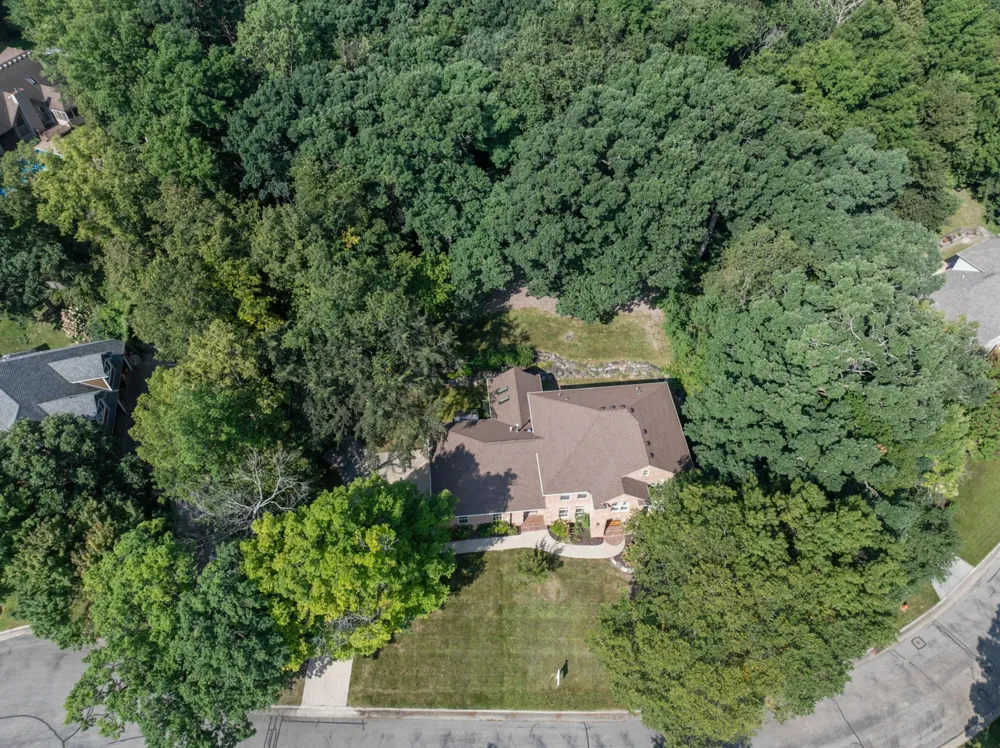 1932 Baihly Estates Lane SW Rochester, MN 55902
