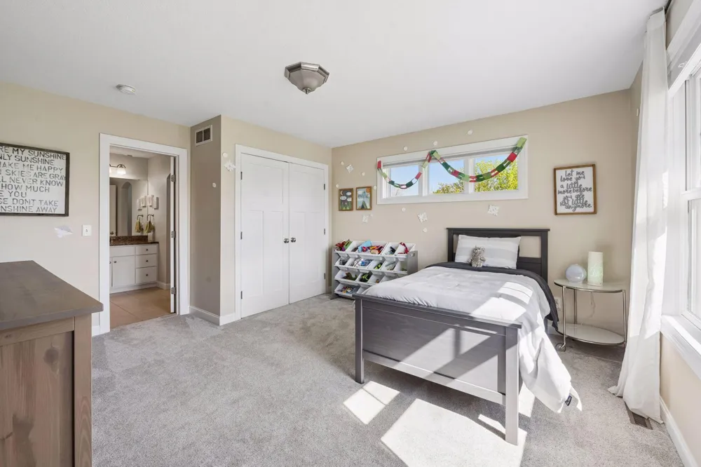 25735 Highview Avenue Farmington, MN 55024