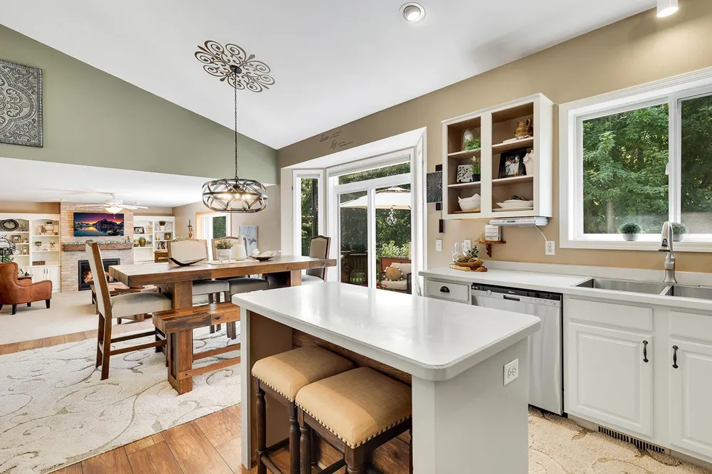 16715 Blind Lake Trail SE Prior Lake, MN 55372