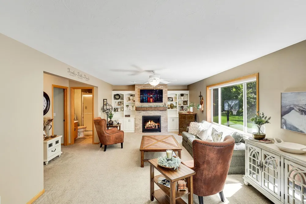 16715 Blind Lake Trail SE Prior Lake, MN 55372