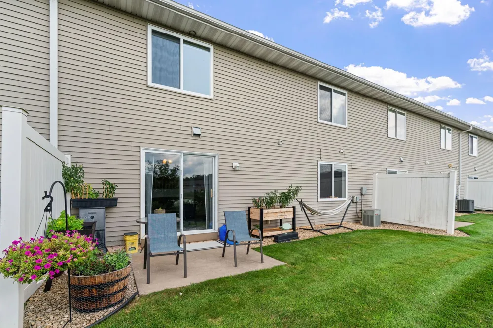 9243 Goodrich Drive Monticello, MN 55362