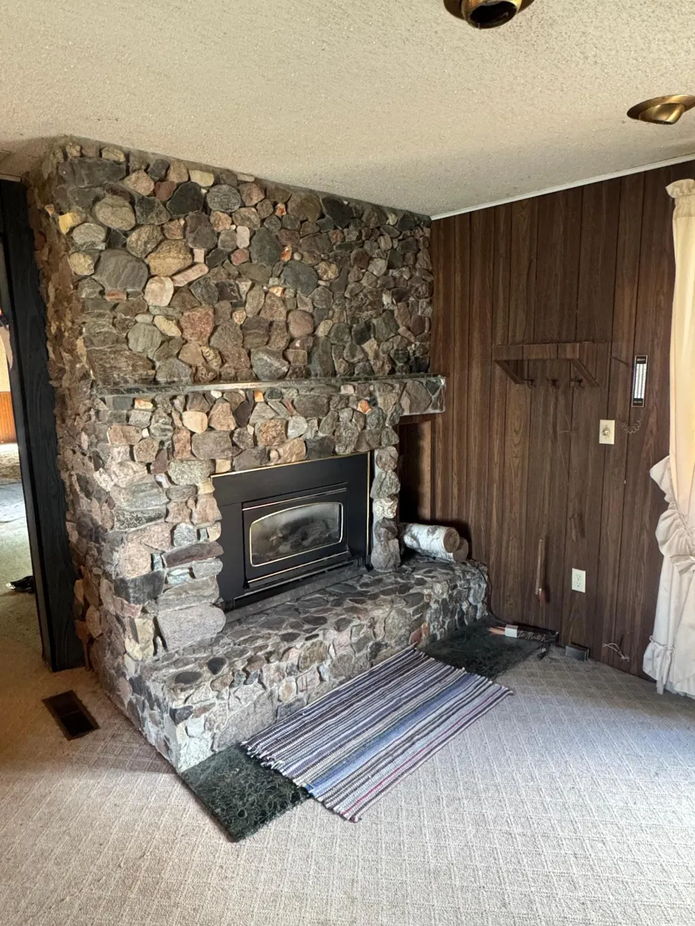 209 S Teal Street Janesville, MN 56048