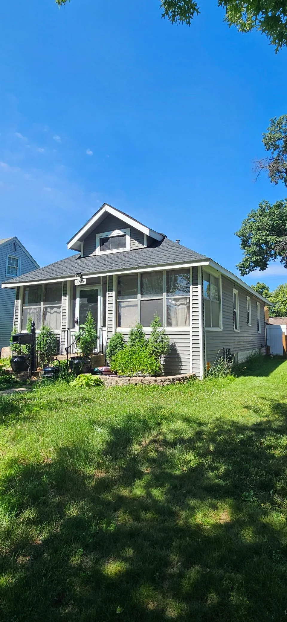 3739 Washburn Avenue Minneapolis, MN 55412