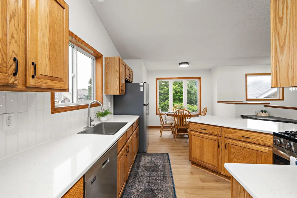 6284 Corwin Court Inver Grove Heights, MN 55076