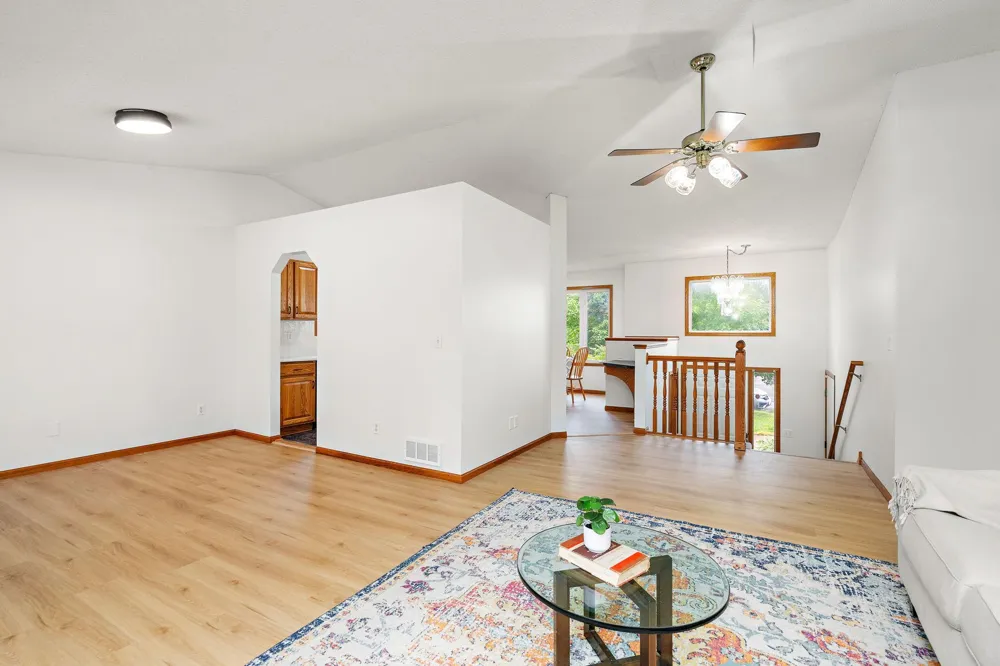 6284 Corwin Court Inver Grove Heights, MN 55076