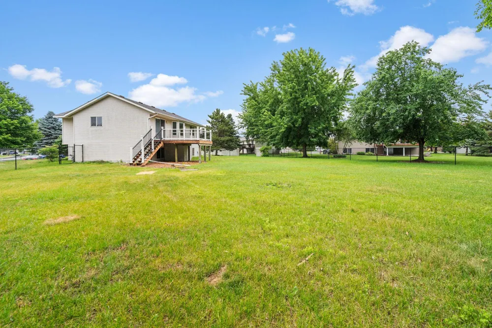 6284 Corwin Court Inver Grove Heights, MN 55076