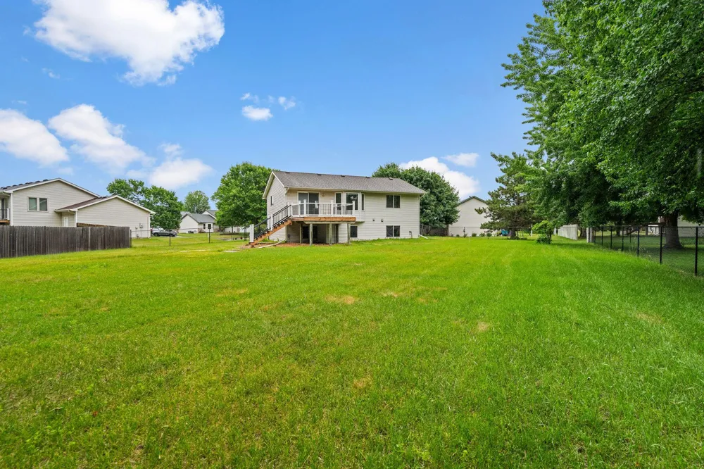 6284 Corwin Court Inver Grove Heights, MN 55076