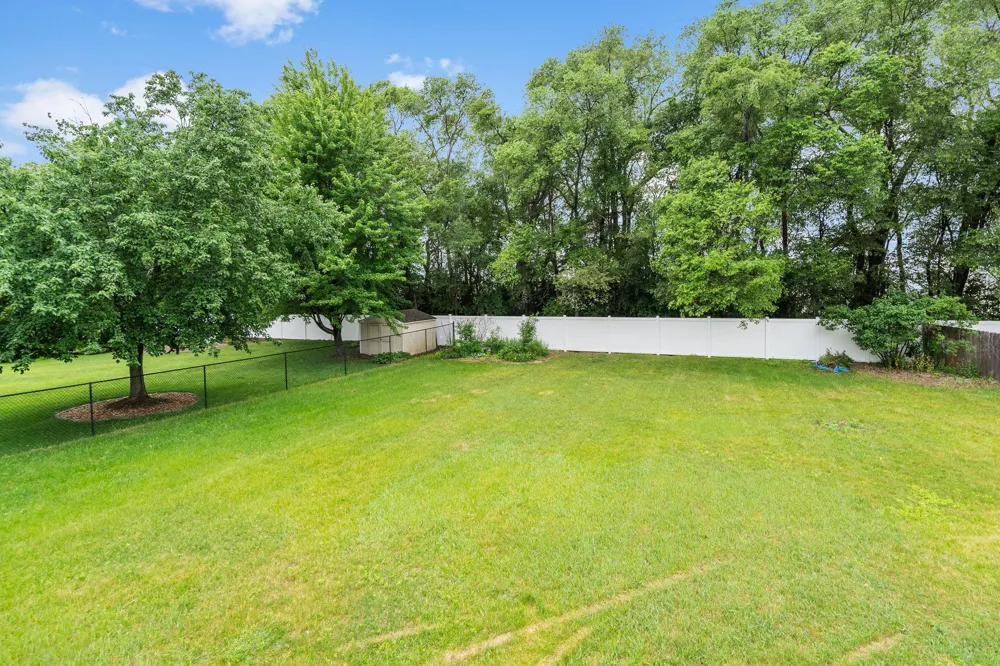6284 Corwin Court Inver Grove Heights, MN 55076