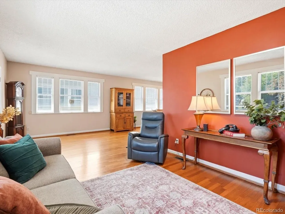 281 S Emerson Street Denver, CO 80209