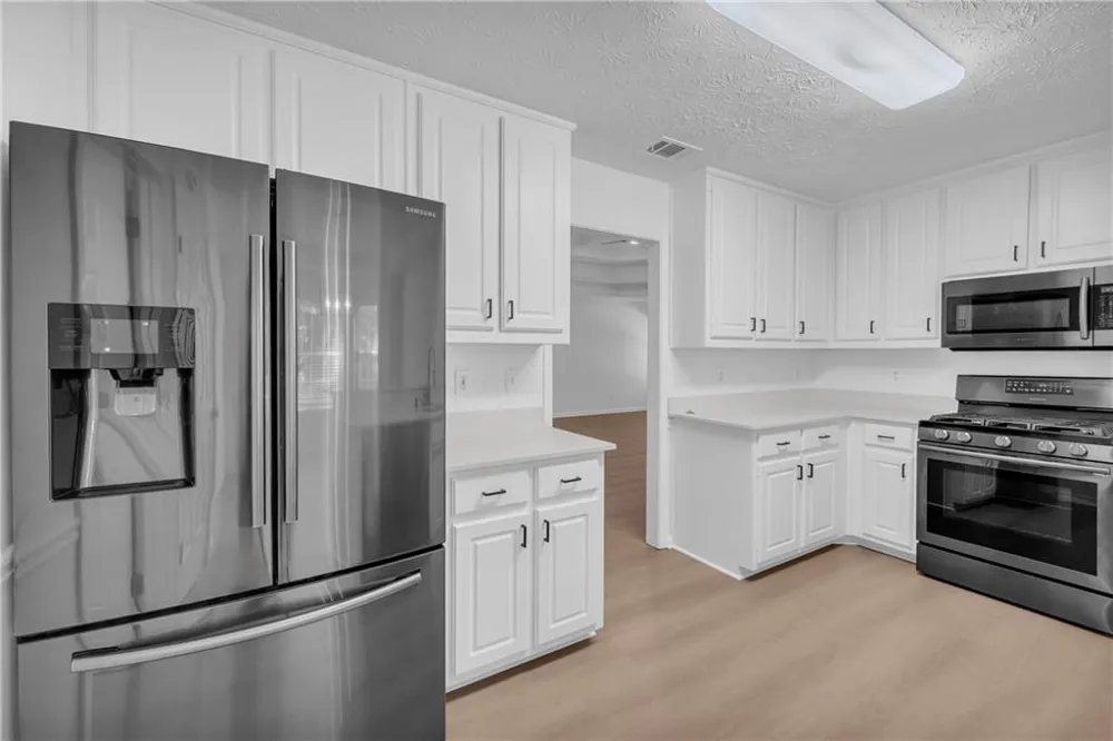 2920 Meadow Gate Way Loganville, GA 30052