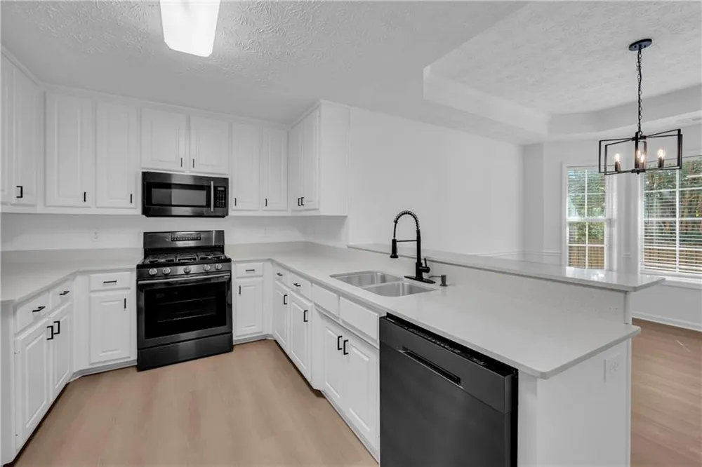 2920 Meadow Gate Way Loganville, GA 30052