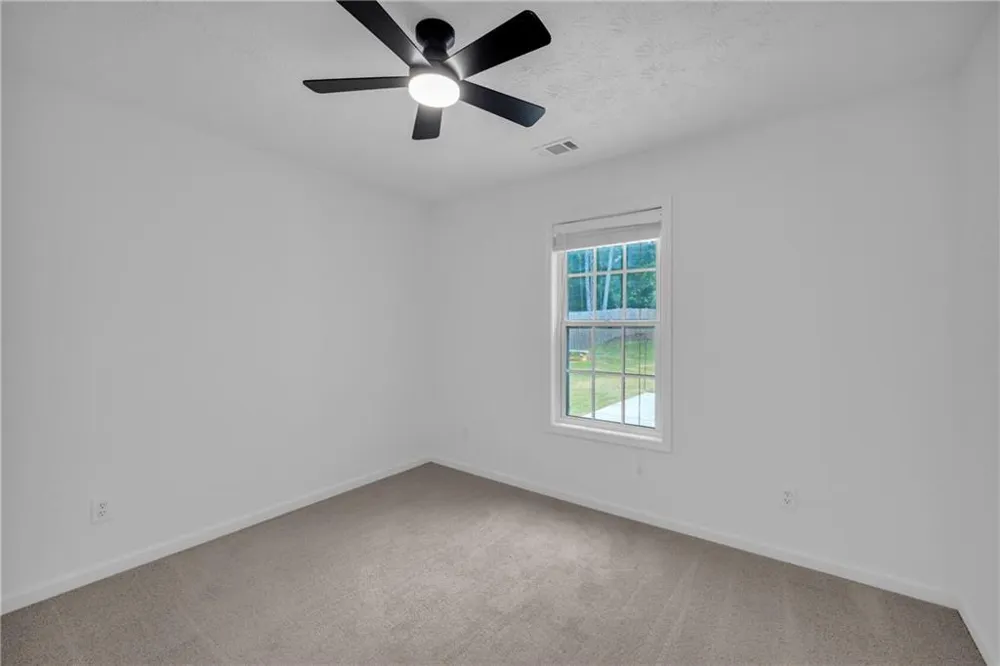 2920 Meadow Gate Way Loganville, GA 30052