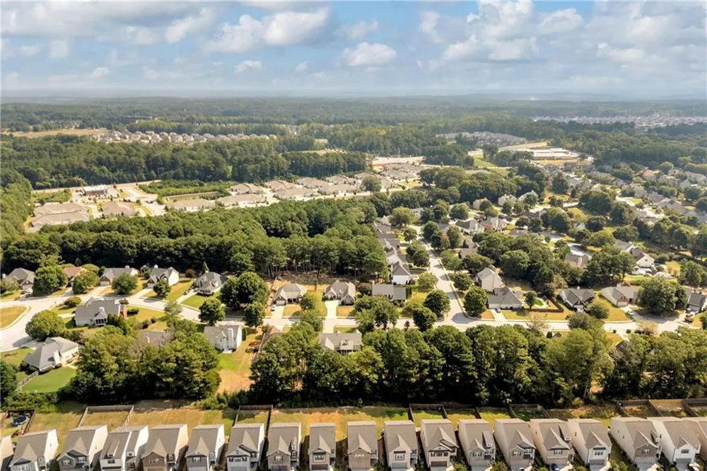 2920 Meadow Gate Way Loganville, GA 30052