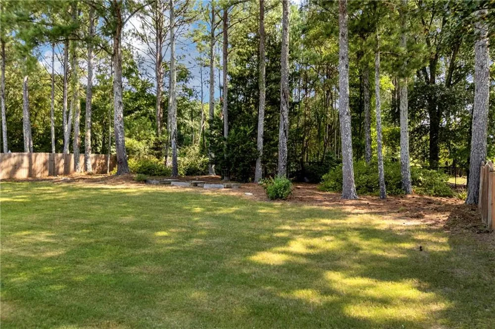 2920 Meadow Gate Way Loganville, GA 30052