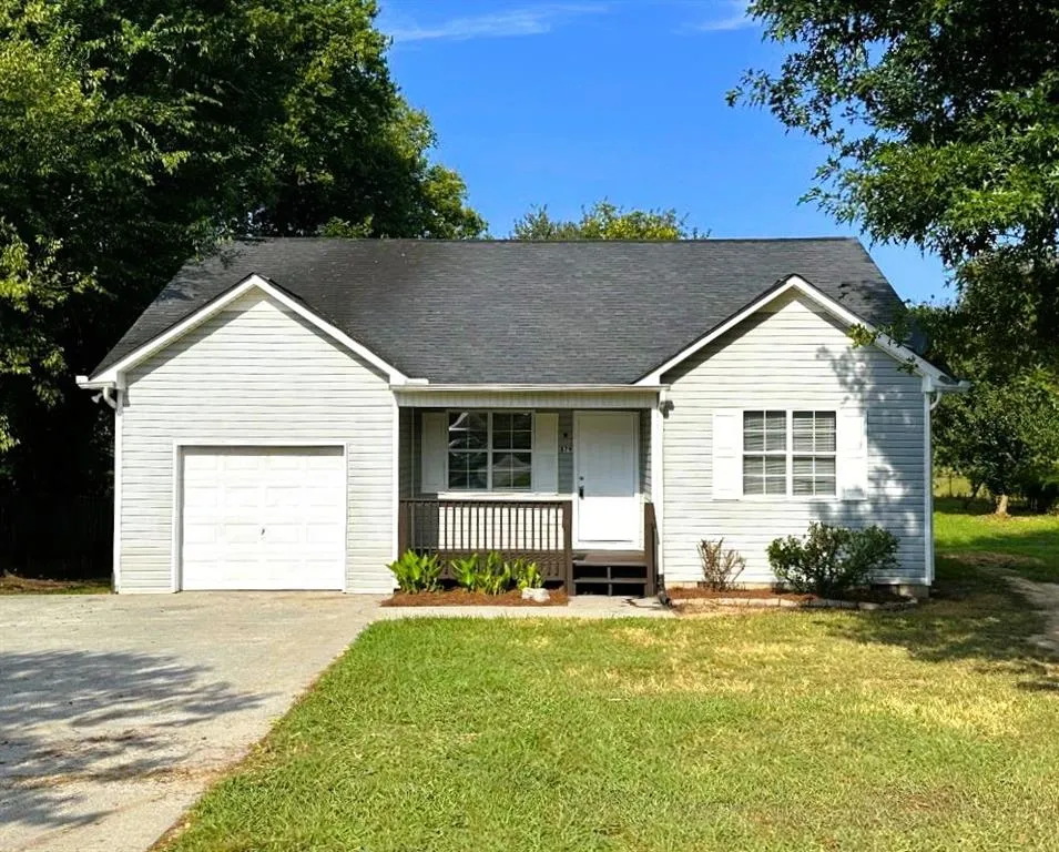 879 Buck Boulevard SE Calhoun, GA 30701
