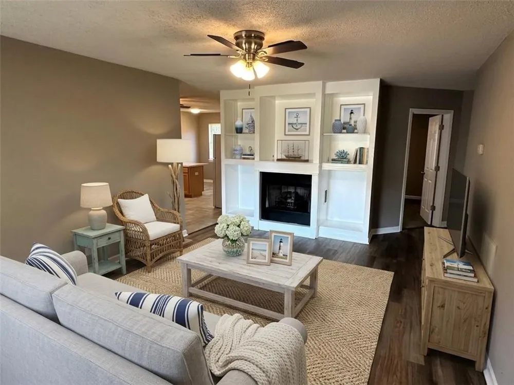 879 Buck Boulevard SE Calhoun, GA 30701